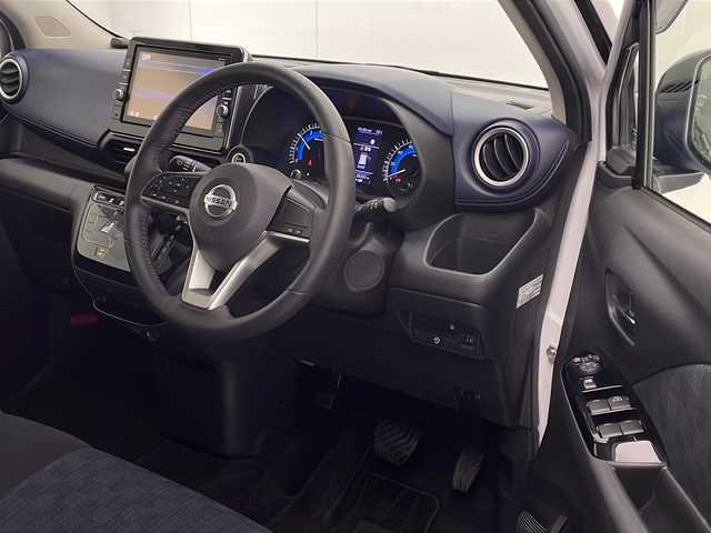 日産 デイズ ハイウェイスターG ターボ 宮崎県 2021(令3)年 3.7万km ホワイトパール エマ―ジェンシーブレーキ/車線逸脱警報/オートマチックハイビーム/コーナーセンサー/先行車発進お知らせ/純正9インチSDナビ/フルセグTV/CD/DVD/Bluetooth/アラウンドビューモニター/LEDヘッドライト/アイドリングストップ/純正ナビ一体型ドライブレコーダー（DJ4-D)/純正15インチAW