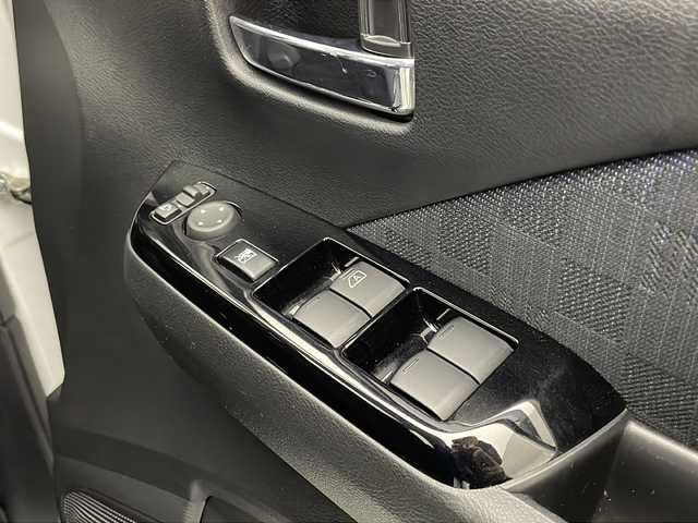 日産 デイズ ハイウェイスターG ターボ 宮崎県 2021(令3)年 3.7万km ホワイトパール エマ―ジェンシーブレーキ/車線逸脱警報/オートマチックハイビーム/コーナーセンサー/先行車発進お知らせ/純正9インチSDナビ/フルセグTV/CD/DVD/Bluetooth/アラウンドビューモニター/LEDヘッドライト/アイドリングストップ/純正ナビ一体型ドライブレコーダー（DJ4-D)/純正15インチAW