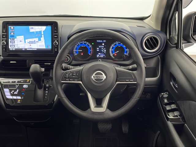 日産 デイズ ハイウェイスターG ターボ 宮崎県 2021(令3)年 3.7万km ホワイトパール エマ―ジェンシーブレーキ/車線逸脱警報/オートマチックハイビーム/コーナーセンサー/先行車発進お知らせ/純正9インチSDナビ/フルセグTV/CD/DVD/Bluetooth/アラウンドビューモニター/LEDヘッドライト/アイドリングストップ/純正ナビ一体型ドライブレコーダー（DJ4-D)/純正15インチAW