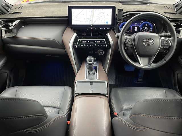 トヨタ ハリアー Z レザーパッケージ 大阪府 2024(令6)年 2.7万km プレシャスブラックパール ワンオーナー/JBL専用12.3インチナビ /HDMI接続 /フルセグTV/全方位カメラ /トヨタセーフティセンス /レーダークルコン /衝突軽減ブレーキ/車線逸脱防止装置/クリアランスソナー/BSM/HUD/モデリスタエアロ /ビルトインETC2.0 /デジタルインナーミラー/パワーバックドア/前席シートクーラー・ヒーター /前席パワーシート/レザーシート/ドライブレコーダー/ステアリングヒーター/オートLEDヘッドライト/オートハイビーム/スマートキー/スペアキーあり/純正フロアマット/取説・保証書あり