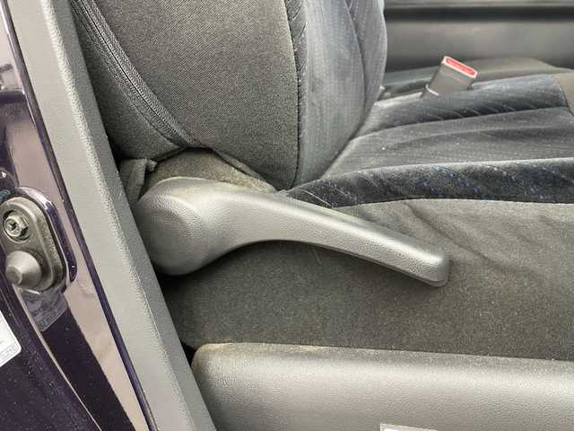 ダイハツ タント カスタム RS SA 群馬県 2014(平26)年 8.7万km ナイトシャドーパープルクリスタルM ４ＷＤ　純正オーディオ　オートライト　両側電動スライドドア　プッシュスタート　スマートキー　バニティミラー　革巻きハンドル　リアサンシェード　盗難防止装置　横滑り防止機能　衝突被害軽減ブレーキ　禁煙車