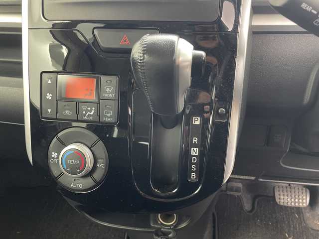 ダイハツ タント カスタム RS SA 群馬県 2014(平26)年 8.7万km ナイトシャドーパープルクリスタルM ４ＷＤ　純正オーディオ　オートライト　両側電動スライドドア　プッシュスタート　スマートキー　バニティミラー　革巻きハンドル　リアサンシェード　盗難防止装置　横滑り防止機能　衝突被害軽減ブレーキ　禁煙車