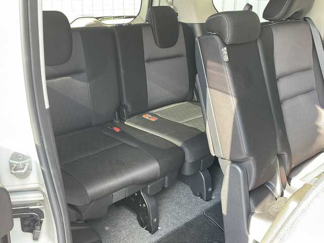 日産 セレナ ハイウェイスター プロパイロットED 長野県 2016(平28)年 6.1万km ブリリアントホワイトパール 2トーン プロパイロット/エマージェンシーブレーキ/純正9型ナビフルセグTV/バックカメラ/フリップダウンモニター/両側パワースライドドア/ドライブレコーダー/純正15インチアルミ/コーナーセンサー/社外マフラー/保証書/スペアキー