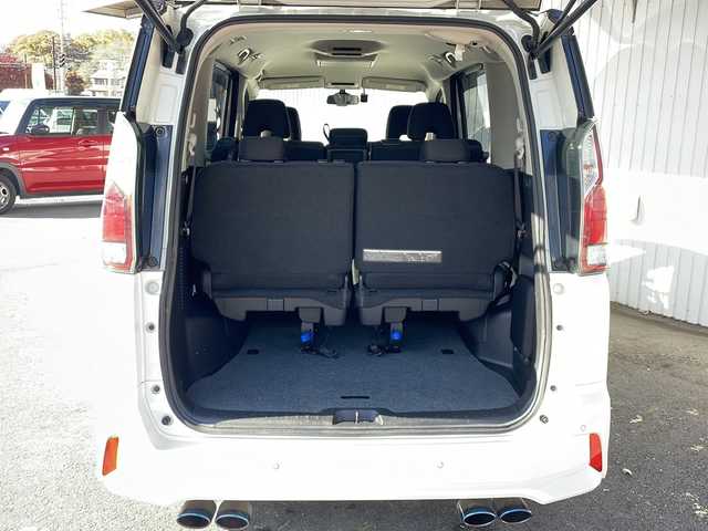 日産 セレナ ハイウェイスター プロパイロットED 長野県 2016(平28)年 6.1万km ブリリアントホワイトパール 2トーン プロパイロット/エマージェンシーブレーキ/純正9型ナビフルセグTV/バックカメラ/フリップダウンモニター/両側パワースライドドア/ドライブレコーダー/純正15インチアルミ/コーナーセンサー/社外マフラー/保証書/スペアキー