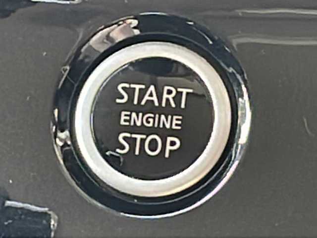 日産 セレナ ハイウェイスター プロパイロットED 長野県 2016(平28)年 6.1万km ブリリアントホワイトパール 2トーン プロパイロット/エマージェンシーブレーキ/純正9型ナビフルセグTV/バックカメラ/フリップダウンモニター/両側パワースライドドア/ドライブレコーダー/純正15インチアルミ/コーナーセンサー/社外マフラー/保証書/スペアキー