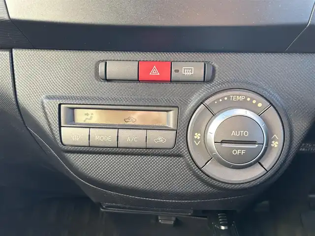 ダイハツ タント エグゼ カスタムX 長崎県 2010(平22)年 1.9万km パールホワイトⅢ 純正ナビ(FM/AM/CD/DVD/フルセグTV)/Bluetooth接続/バックカメラ/スマートキー/オートエアコン/ETC/ドラレコ/純正フロアマット/ドアバイザー/純正14インチアルミホイール/SRSエアバッグ/ABS/イモビライザーシステム/LEDヘッドライト