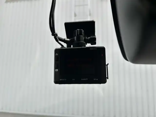 トヨタ タンク X S 熊本県 2020(令2)年 7.5万km ファイアークォーツレッドM 社外ナビ/・ＡＭ／ＦＭ／ＣＤ／ＤＶＤ／ＳＤ／ＢＴ／フルセグＴＶ/・バックカメラ/衝突軽減ブレーキ/車線逸脱警報/パーキングセンサー/オートマチックハイビーム/前後ドライブレコーダー/ステアリングリモコン/片側パワースライドドア/D/Nシートヒーター/ETC/オートライト/ヘッドライトレベライザー/スマートキー/スペアキー/プッシュスタート/社外14インチアルミホイール