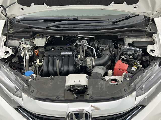 ホンダ シャトル ハイブリッド 宮城県 2019(令1)年 4.4万km プラチナホワイトパール ホンダセンシング/・衝突軽減ブレーキ/・レーンキープアシスト/・アダプティブクルーズコントロール/・アイドリングストップ/・横滑り防止機能/社外７インチケンウッドナビ/（BT.CD.AM.FM.SD.USB.AUX.ipod）/バックカメラ/プッシュスタート/スマートキー/社外フロアマット/ドアバイザー/ウインカーミラー