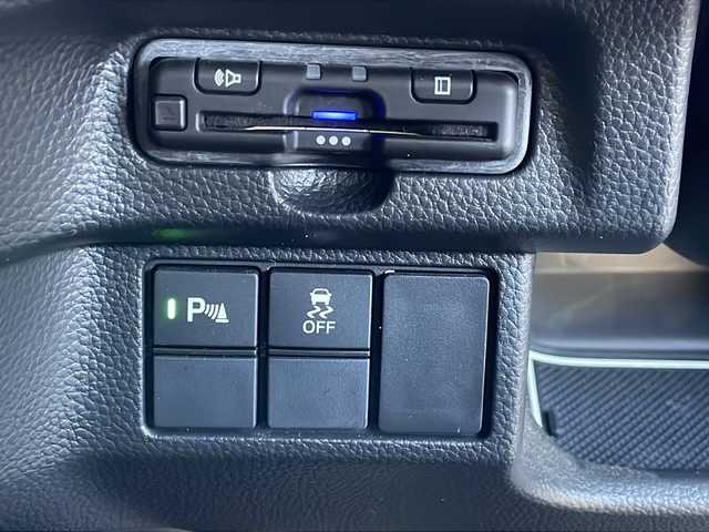 ホンダ Ｎ ＢＯＸ カスタム L ターボ 山口県 2022(令4)年 4.1万km プラチナホワイトパール 純正7型ナビゲーション/CD/USB/Bluetooth/ipod/バックカメラ/両側パワースライドドア/ハーフレザーシート　/デジタルインナーミラー　/前席シートヒーター　/ステアリングスイッチ　/パドルシフト 　/コーナーセンサー　/アダプティブクルーズコントロール　/ハーフレザーシート　/純正フロアマット　/LEDヘッドライト/プッシュスタート/ETC