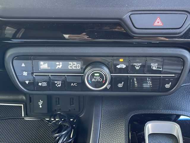 ホンダ Ｎ ＢＯＸ カスタム L ターボ 山口県 2022(令4)年 4.1万km プラチナホワイトパール 純正7型ナビゲーション/CD/USB/Bluetooth/ipod/バックカメラ/両側パワースライドドア/ハーフレザーシート　/デジタルインナーミラー　/前席シートヒーター　/ステアリングスイッチ　/パドルシフト 　/コーナーセンサー　/アダプティブクルーズコントロール　/ハーフレザーシート　/純正フロアマット　/LEDヘッドライト/プッシュスタート/ETC