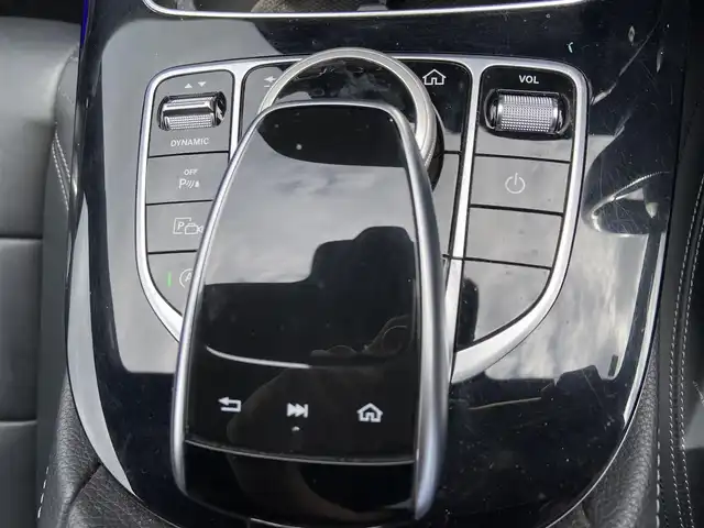 メルセデス・ベンツ Ｅ２２０ｄ アバンギャルド スポーツ 栃木県 2018(平30)年 4.4万km ポーラホワイト 純正アルミ有/Burmester  /HUD  /レーダーセーフティパッケージ  /全方位カメラ　/純正ナビ　/フルセグ　/パワーシート　/シートヒーター　/黒革　/電動リアゲート　/ETC  /LED  /社外19インチAW