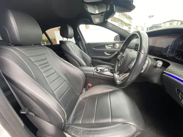 メルセデス・ベンツ Ｅ２２０ｄ アバンギャルド スポーツ 栃木県 2018(平30)年 4.4万km ポーラホワイト 純正アルミ有/Burmester  /HUD  /レーダーセーフティパッケージ  /全方位カメラ　/純正ナビ　/フルセグ　/パワーシート　/シートヒーター　/黒革　/電動リアゲート　/ETC  /LED  /社外19インチAW