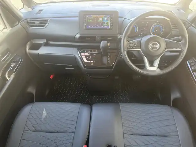 日産 ルークス HWS X アーバンクロム 茨城県 2022(令4)年 0.3万km ホワイトパール 純正ＳＤナビ/（FM/AM/フルセグTV/BT/iPod)/前後ドライブレコーダー/アラウンドビューモニター/ETC/両側パワースライドドア/オートマチックハイビーム/LEDヘッドライト/横滑り防止装置/ABS/純正アルミホイール/純正フロアマット/前後コーナーセンサー/スマートキー/ドアバイザー