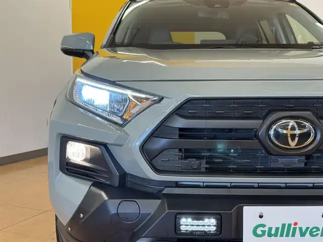 トヨタ ＲＡＶ４ アドベンチャー 群馬県 2019(平31)年 1.7万km アーバンカーキ 禁煙車　衝突軽減　追従型クルコン　ＢＳＭ　クリアランスソナー　純正９インチナビ　フルセグＴＶ　ＢＴバックカメラ　ビルトインＥＴＣ　白革　ルーフレール　温シート　冷シート　４ＷＤ　スマートキー