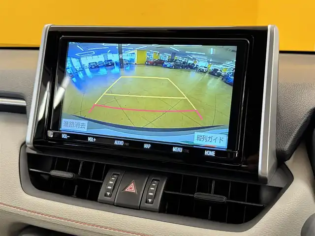 トヨタ ＲＡＶ４ アドベンチャー 群馬県 2019(平31)年 1.7万km アーバンカーキ 禁煙車　衝突軽減　追従型クルコン　ＢＳＭ　クリアランスソナー　純正９インチナビ　フルセグＴＶ　ＢＴバックカメラ　ビルトインＥＴＣ　白革　ルーフレール　温シート　冷シート　４ＷＤ　スマートキー