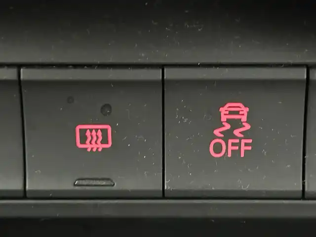 アウディ Ａ１ スポーツバック 1．4TFSI 岡山県 2013(平25)年 4.7万km 白 純正ナビ/（CD/TV/BT)/プッシュスタート/社外前後ドライブレコーダー/オートライト/ETC/ステアリングリモコン/純正フロアマット/アイドリングストップ