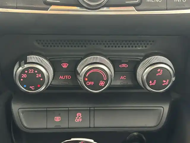 アウディ Ａ１ スポーツバック 1．4TFSI 岡山県 2013(平25)年 4.7万km 白 純正ナビ/（CD/TV/BT)/プッシュスタート/社外前後ドライブレコーダー/オートライト/ETC/ステアリングリモコン/純正フロアマット/アイドリングストップ