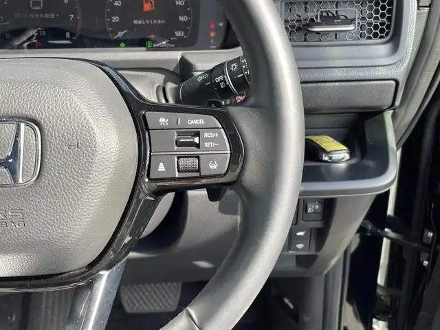 ホンダ ステップワゴン スパーダ 長野県 2022(令4)年 4.6万km クリスタルブラックパール ワンオーナー/4WD/純正ナビ/・Bluetooth/TV/CD/DVD/全方位バックカメラ/社外ETC/クルーズコントロール追走あり/社外ドライブレコーダー/電動リアゲート/純正フロアマット/ハーフレザーシート/前席シートヒーター/両側パワースライド/純正16インチAW/コーナーセンサー前後/LEDオートライト/TVキャンセラー/後部座席サンシェード/アイドリングストップ/寒冷地仕様/スペアキー/スマートキー1本/保証書/取り扱い説明書