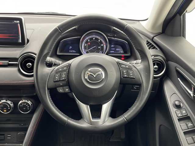 マツダ デミオ XD ツーリング 千葉県 2015(平27)年 5.5万km ダイナミックブルーマイカ 衝突軽減ブレーキ/レーンキープアシスト/クルーズコントロール/純正メモリナビ/（フルセグ/Bluetooth/CD/DVD/FM/AM）/バックカメラ/ETC/ドライブレコーダー（前後）/アイドリングストップ/スマートキー/ヘッドアップディスプレイ/ブラインドスポットモニター/LEDヘッドライト/フォグライト/電動格納ミラー/純正サイドバイザー