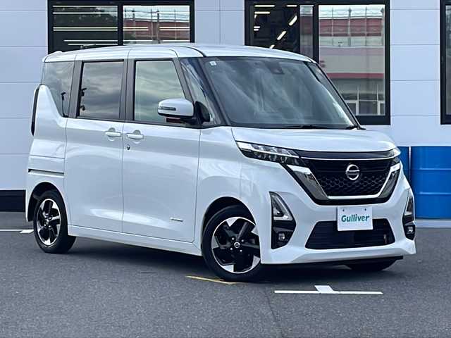 日産 ルークス ハイウェイスター X 山口県 2021(令3)年 3.5万km ホワイトパール 純正SDナビ　【MM319D-L】/・Bluetooth接続/・DVD再生機能有/・フルセグTV/アラウンドビューモニター/ビルトインETC/純正ドライブレコーダー/車線逸脱警報/ふらつき警報/インテリジェントエマージェンシーブレーキ/前方衝突予測警報/標識認識機能/先行車発進お知らせ/踏み間違い衝突防止アシスト/純正フロアマット/片側パワースライドドア/スマートキー/プッシュスタート/スペアキー1本/後席サーキュレーター/純正LEDライト/純正14インチアルミホイール/サンシェード/ウィンカーミラー/保証書