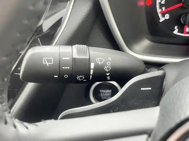 トヨタ カローラ スポーツ G 島根県 2019(令1)年 4.6万km ホワイトパールクリスタルシャイン ワンオーナー/純正9型ＳＤナビ　/フルセグＴＶ　/ＤＶＤ再生　/Ｂｌｕｅｔｏｏｔｈ　/ビルトインＥＴＣ　/前後ドライブレコーダー　/レーダークルーズコントロール　/レーンキープアシスト　/衝突軽減ブレーキシステム　/パドルシフト　/純正LEDライト　/オートハイビーム/純正フロアマット/社外16インチアルミホイール/純正AW＆スタッドレス4本積込み