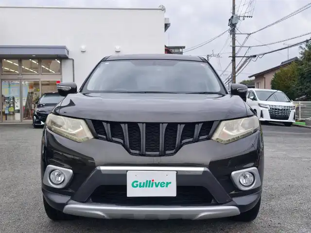 日産 エクストレイル 20X エクストリーマーX 熊本県 2014(平26)年 11.9万km チタニウムカーキ サンルーフ/4WD/純正ナビ（MC313D-W）/【フルセグTV/CD/DVD/BT】/バックカメラ/オートLEDライト/ダウンヒルアシストコントロール/ウィンカーミラー/オートLEDライト/純正17インチAW/革巻きステアリング/前席シートヒーター/社外グリル/ETC/ドライブレコーダー/純正ドアバイザー/純正フロアマット/横滑り防止装置/ABS/盗難防止装置/保証書/取扱説明書