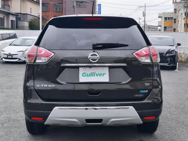 日産 エクストレイル 20X エクストリーマーX 熊本県 2014(平26)年 11.9万km チタニウムカーキ サンルーフ/4WD/純正ナビ（MC313D-W）/【フルセグTV/CD/DVD/BT】/バックカメラ/オートLEDライト/ダウンヒルアシストコントロール/ウィンカーミラー/オートLEDライト/純正17インチAW/革巻きステアリング/前席シートヒーター/社外グリル/ETC/ドライブレコーダー/純正ドアバイザー/純正フロアマット/横滑り防止装置/ABS/盗難防止装置/保証書/取扱説明書