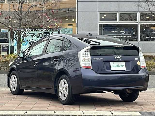 トヨタ プリウス S　LEDエディション 福島県 2010(平22)年 10.6万km ダークバイオレットマイカメタリック 純正ナビゲーション/型番：NSDN-W60/【CD/DVD/SD/TV】/バックカメラ/ビルトインETC/前後ドライブレコーダー/ステアリングリモコン/LEDオートライト/純正フロアマット/純正ドアバイザー