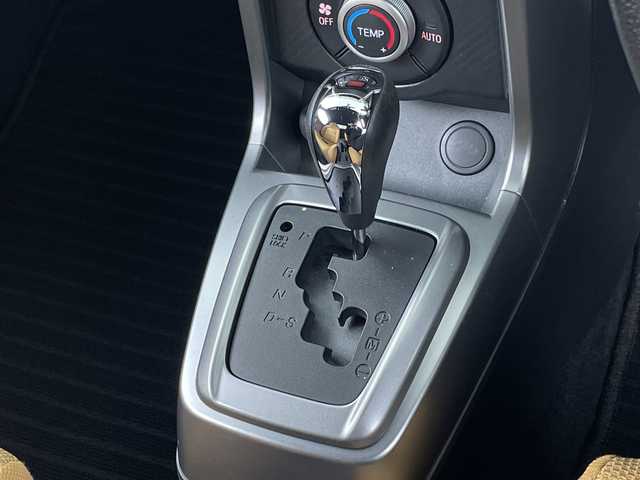 ダイハツ コペン セロ 埼玉県 2024(令6)年 1.3万km パールホワイトⅢ 純正ナビ　/バックカメラ　/フルセグＴＶ　/Ｂｌｕｅｔｏｏｔｈ　/シートヒーター　/オートＬＥＤライト　/ビルトインＥＴＣ　/純正１６インチアルミホイール　/踏み間違い防止機能　/フロアマット　/フォグライト