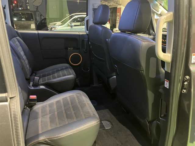 三菱 デリカＤ：５ アクティブギア 兵庫県 2018(平30)年 5.1万km アイガーグレーM/ダイヤモンドブラックマイカ