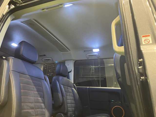 三菱 デリカＤ：５ アクティブギア 兵庫県 2018(平30)年 5.1万km アイガーグレーM/ダイヤモンドブラックマイカ