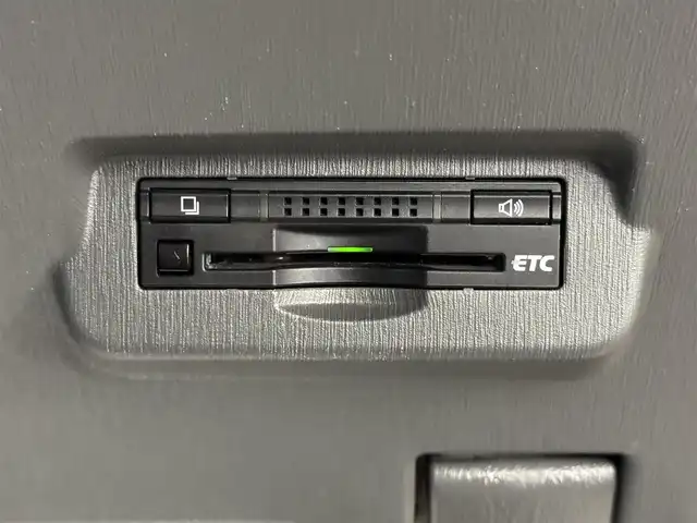 トヨタ プリウス α G 群馬県 2011(平23)年 9.7万km ホワイトパールクリスタルシャイン 純正HDDナビ/　フルセグ/CD/DVD/Blutooth/HDD/AM/FM/バックカメラ/クルーズコントロール/コーナーセンサー/LEDヘッドライト/ステアリングスイッチ/純正フロアマット/スマートキー/プッシュスタート/ビルトインETC