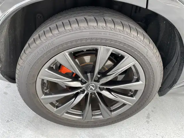 レクサス ＮＸ 350h Fスポーツ 東京都 2024(令6)年 1.6万km グラファイトブラックガラスフレーク ワンオーナー/サンルーフ/マークレビンソン　スピーカー/４WD/Lexus Safety System＋/プリクラッシュセーフティー/レーダークルーズコントロール/レーントレーシングアシスト/ロードサインアシスト/レーダークルーズコントロール/ブラインドスポットモニター/レーンディパーチャーアラート/クリアランスソナー/パーキングサポートブレーキ/オートマチックハイビーム/純正14インチディスプレイオーディオ（ナビ付き）/フルセグTV/Bluetooth/USB接続/全方位カメラ・バックカメラ/パワーバックドア/茶皮本革シート/D席メモリーパワーシート/シートヒーター・エアシート（D/N）/ヒーテッドミラー/ビルトインETC2.0/デジタルインナーミラー/パドルシフト/純正フロアマット/純正20インチアルミホイール/純正ドライブレコーダー（前後）/充電用USBポート/スペアキー１本/カードキー１本/保証書/取扱説明書