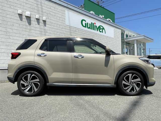 トヨタ ライズ Z 山形県 2020(令2)年 4.3万km ナチュラルベージュマイカM 4WD/ターボ/スマートアシスト/純正SDナビ/フルセグTV/DVD/CD/SD/Bluetooth/全周囲カメラ/前後ドラレコ/ビルトインETC/ブラインドスポットモニター/レーダークルーズコントロール/シートヒーターD/N席/ステアリングスイッチ/LEDシーケンシャルターンランプ/フォグランプ/純正フロアマット/ドアバイザー/スマートキー/純正17アルミホイール