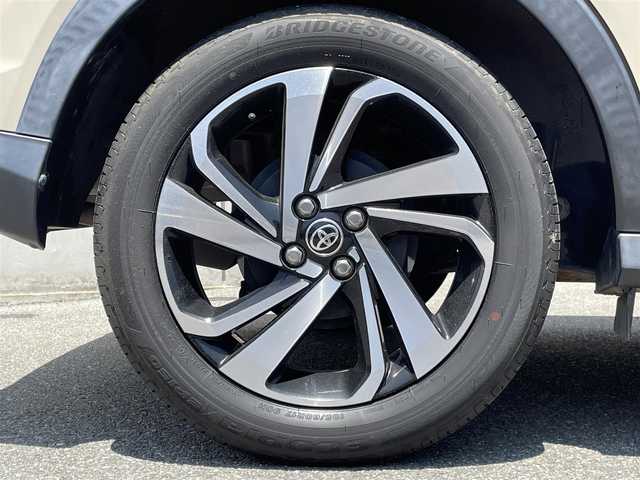 トヨタ ライズ Z 山形県 2020(令2)年 4.3万km ナチュラルベージュマイカM 4WD/ターボ/スマートアシスト/純正SDナビ/フルセグTV/DVD/CD/SD/Bluetooth/全周囲カメラ/前後ドラレコ/ビルトインETC/ブラインドスポットモニター/レーダークルーズコントロール/シートヒーターD/N席/ステアリングスイッチ/LEDシーケンシャルターンランプ/フォグランプ/純正フロアマット/ドアバイザー/スマートキー/純正17アルミホイール