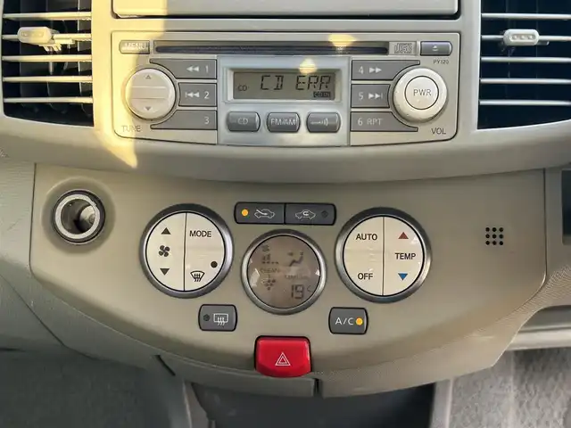 日産 マーチ 12E 長崎県 2006(平18)年 13.9万km シェリーシルバー 純正CD/スマートキー/オートライト/電動格納ミラー/ヘッドライトレベライザー