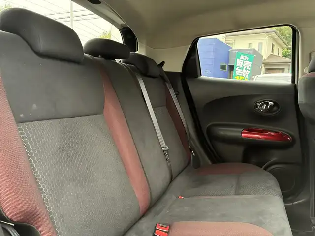 日産 ジューク 15RX 熊本県 2010(平22)年 13.9万km ホワイトパール 純正メモリナビ(MP310-W)/【ワンセグTV/SD/CD/DVD/Bluetooth】/バックカメラ/RAYS18インチアルミホイール/オートライト/ETC/盗難防止装置/プッシュスタート/スマートキー/スペアキー/ベンチシート/ダブルエアバッグ/AAC/ABS