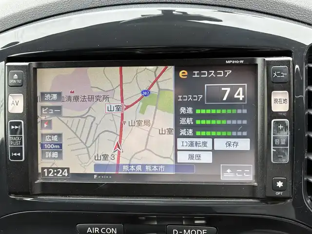 日産 ジューク 15RX 熊本県 2010(平22)年 13.9万km ホワイトパール 純正メモリナビ(MP310-W)/【ワンセグTV/SD/CD/DVD/Bluetooth】/バックカメラ/RAYS18インチアルミホイール/オートライト/ETC/盗難防止装置/プッシュスタート/スマートキー/スペアキー/ベンチシート/ダブルエアバッグ/AAC/ABS