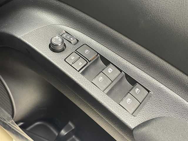 トヨタ シエンタ G クエロ 茨城県 2021(令3)年 1.6万km ブラックマイカ/ベージュ 2トーン 純正ナビ/バックカメラ/ワンセグ/衝突被害軽減ブレーキ/車線逸脱抑制装置/オートマチックハイビーム/クリアランスソナー/両側電動スライドドア/ETC/ドラレコ/シートヒーター/ステアリングヒーター/LEDヘッドライト/スマートキー