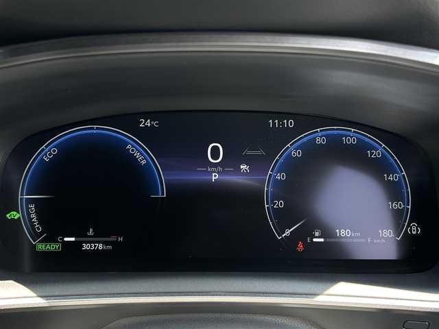 トヨタ カローラツーリング ハイブリッド ダブルバイビー 香川県 2023(令5)年 3.1万km プラチナホワイトパールマイカ 純正SDナビ/【Bluetooth/フルセグ】/ヘッドアップディスプレイ/ハンドルヒーター/電子パーキング/バックカメラ/ハーフレザーシート/純正17インチアルミ/スマートキー/LEDヘッドライト/純正ETC/純正フロアマット/パワーステアリング/パワーウィンドウ
