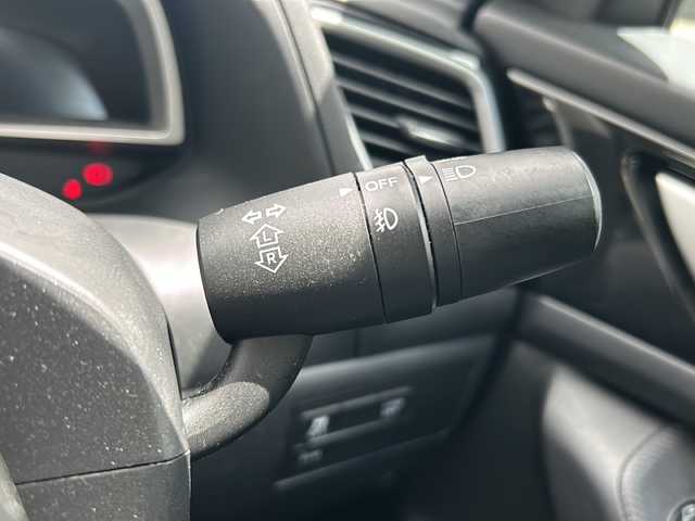 マツダ アクセラ スポーツ 15S 沖縄県 2014(平26)年 7.5万km ブルーリフレックスマイカ 純正ナビ　/ (ＡＭ／ＦＭ／ＣＤ／Buletooth)　/バックカメラ　/ＥＴＣ　/サイドエアバック　/ＭＴモード　/フルセグＴＶ　/クルーズコントロール　/コーナーセンサー　/横滑り機能　/アイドリングストップ