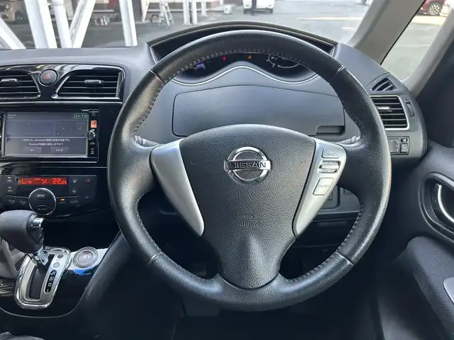 日産 セレナ HWS S HV Vセレ +Sefty Aセーフ 静岡県 2015(平27)年 5.9万km タイガーアイブラウン エマージェンシーブレーキ/純正ＳＤナビ/全周囲カメラ/ワンセグＴＶ/ＢＴオーディオ/ＥＴＣ/プッシュスタート/スマートキー/車線逸脱警報/純正フロアマット/両側電動スライドドア/ＷＡＣ/純正１６ＡＷ