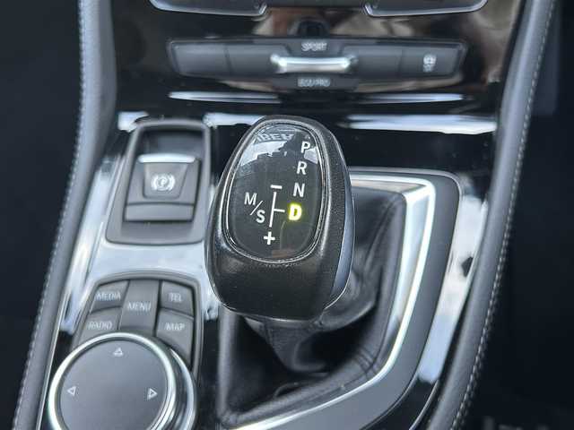 ＢＭＷ ２１８ｉ アクティブツアラー ラグジュアリー 福岡県 2015(平27)年 5.9万km カシミヤシルバー インテリジェントセーフティ/黒革シート/前席シートヒーター/純正ナビ　/Bluetooth/バックカメラ/HIDライト/オートライト/フロントフォグランプ/リアフォグランプ/オートワイパー/ステアリングスイッチ/ドライブレコーダー/純正16インチアルミホイール/ミラー一体型ＥＴＣ