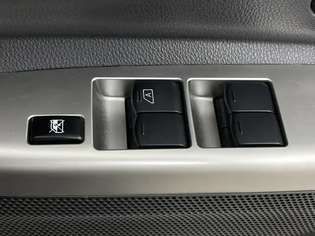 日産 デイズ ルークス ハイウェイスターターボ 鹿児島県 2015(平27)年 2.7万km ブラック 社外SDナビ/（AM/FM/CD/DVD/Bluetooth）/フルセグテレビ/アラウンドビューモニター/エマージェンシーブレーキ/両側パワースライドドア/ドライブレコーダー/スマートキー/プッシュスタート/アイドリングストップ/オートライト/ETC