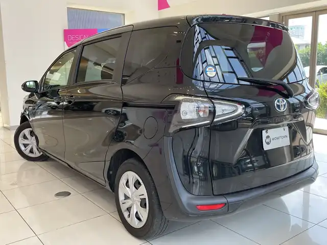 トヨタ シエンタ ハイブリッド G 埼玉県 2019(令1)年 5.8万km ブラックマイカ トヨタセーフティセンス/社外ナビ/　　CD/BT/AUX/バックカメラ/両側パワースライドドア/クルーズコントロール/ウィンカーミラー/プッシュスタート/スペアキー/ETC/禁煙車