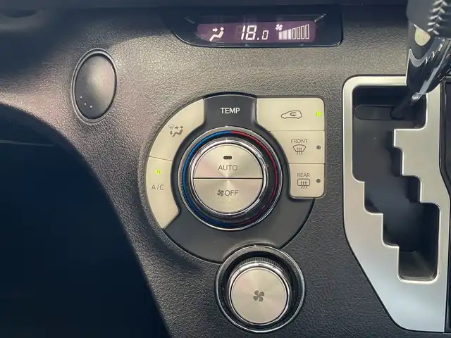 トヨタ シエンタ ハイブリッド G 埼玉県 2019(令1)年 5.8万km ブラックマイカ トヨタセーフティセンス/社外ナビ/　　CD/BT/AUX/バックカメラ/両側パワースライドドア/クルーズコントロール/ウィンカーミラー/プッシュスタート/スペアキー/ETC/禁煙車