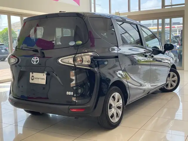 トヨタ シエンタ ハイブリッド G 埼玉県 2019(令1)年 5.8万km ブラックマイカ トヨタセーフティセンス/社外ナビ/　　CD/BT/AUX/バックカメラ/両側パワースライドドア/クルーズコントロール/ウィンカーミラー/プッシュスタート/スペアキー/ETC/禁煙車