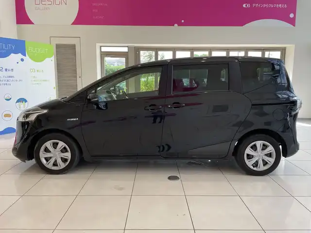 トヨタ シエンタ ハイブリッド G 埼玉県 2019(令1)年 5.8万km ブラックマイカ トヨタセーフティセンス/社外ナビ/　　CD/BT/AUX/バックカメラ/両側パワースライドドア/クルーズコントロール/ウィンカーミラー/プッシュスタート/スペアキー/ETC/禁煙車