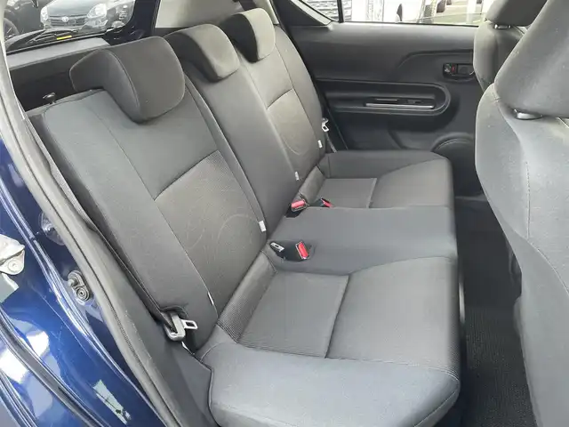 トヨタ アクア S スタイルブラック 東京都 2016(平28)年 6.6万km 紺 純正ナビ/TV/CD再生/Bluetooth接続/プリクラッシュセーフティシステム/レーンディパーチャーアラート/オートマチックハイビーム/ビルトインETC/ドライブレコーダー/ステアリングスイッチ/スマートキー