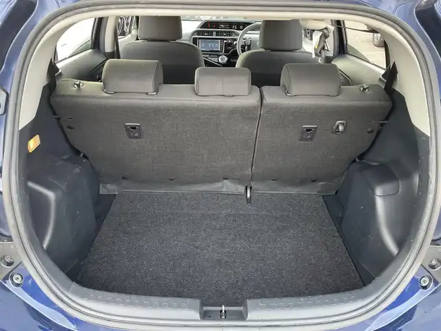 トヨタ アクア S スタイルブラック 東京都 2016(平28)年 6.6万km 紺 純正ナビ/TV/CD再生/Bluetooth接続/プリクラッシュセーフティシステム/レーンディパーチャーアラート/オートマチックハイビーム/ビルトインETC/ドライブレコーダー/ステアリングスイッチ/スマートキー